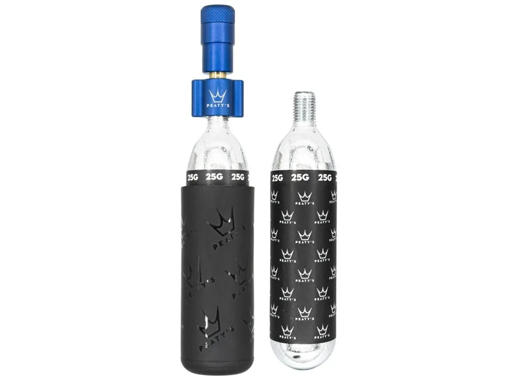 PEATY‘S HOLESHOT CO2 PUMPA + BOMBIČKY 2 KS - MTB (25G) - NAVY Originální