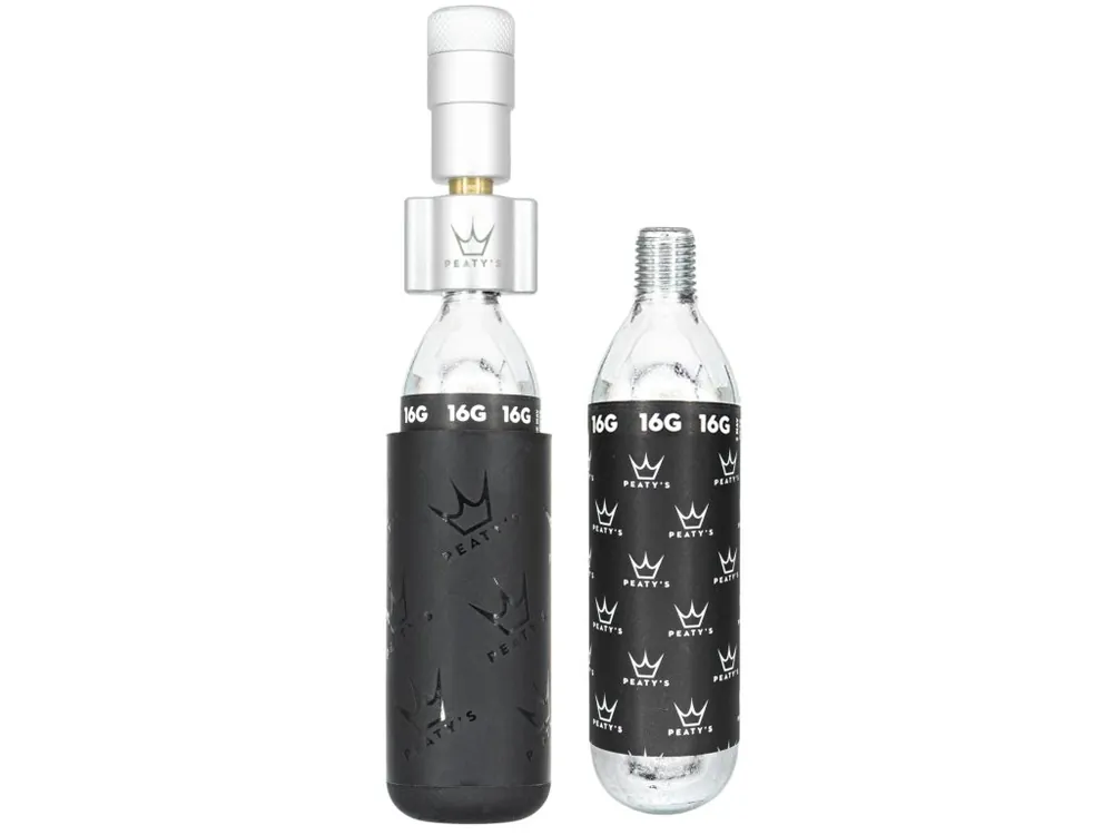 PEATY‘S HOLESHOT CO2 PUMPA + BOMBIČKY 2 KS - ROAD & GRAVEL (16G) - SILVER Cenově Výhodný