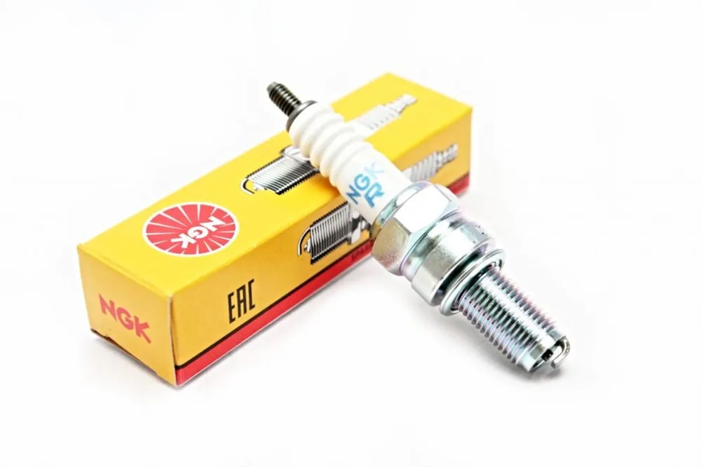Zapalovací svíčka NGK DPR6EB-9 Ověřený