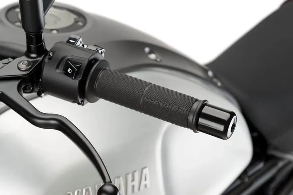 Vrácení Zdarma Rukojeti PUIG BASIC 6405N střední 119mm